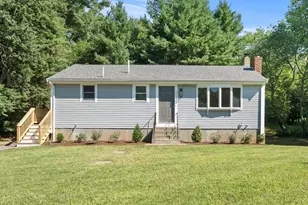 543 Cross St, Bridgewater, MA 02324 - Photo 1