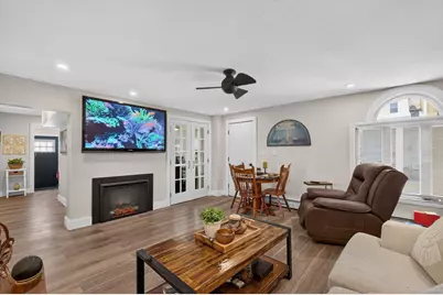 826 Broadway, Raynham, MA 02767 - Photo 15