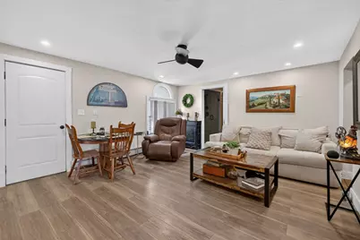 826 Broadway, Raynham, MA 02767 - Photo 17