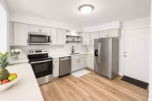 25 Gediminas St, Worcester, MA 01610 - Photo 9