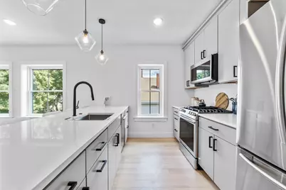 208 Spencer #7, Chelsea, MA 02150 - Photo 9