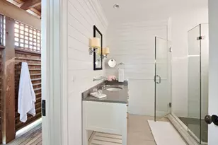 131 North Water St-Collins Cottage, Edgartown, MA 02539 - Photo 9