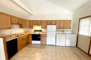 74 Lakewood, Worcester, MA 01603 - Photo 3