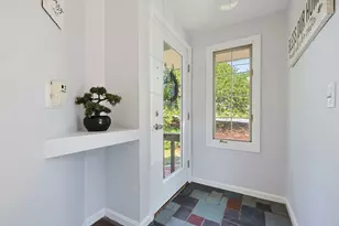 1 Strathmore Shire Dr, Uxbridge, MA 01569 - Photo 5