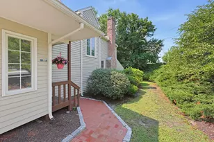 1 Strathmore Shire Dr, Uxbridge, MA 01569 - Photo 3