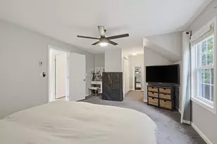 1 Strathmore Shire Dr, Uxbridge, MA 01569 - Photo 21
