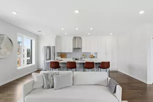 267 Old Colony, Boston, MA 02127 - Photo 5