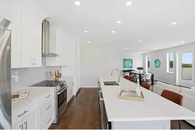 267 Old Colony #501, Boston, MA 02127 - Photo 3