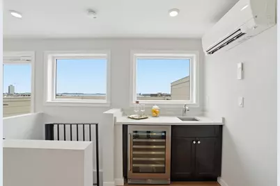 267 Old Colony #606, Boston, MA 02127 - Photo 11