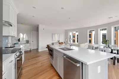 267 Old Colony #404, Boston, MA 02127 - Photo 5