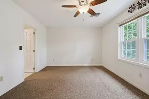 206 Laurelwood Dr, Hopedale, MA 01747 - Photo 29