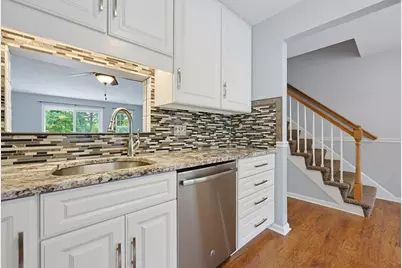 206 Laurelwood Dr #206, Hopedale, MA 01747 - Photo 7