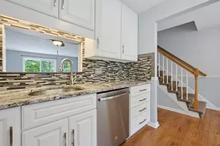 206 Laurelwood Dr, Hopedale, MA 01747 - Photo 7