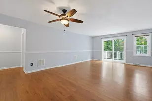 206 Laurelwood Dr, Hopedale, MA 01747 - Photo 15