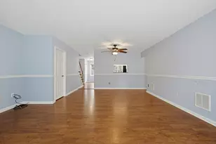 206 Laurelwood Dr, Hopedale, MA 01747 - Photo 17
