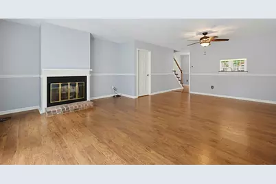 206 Laurelwood Dr #206, Hopedale, MA 01747 - Photo 11
