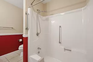 206 Laurelwood Dr, Hopedale, MA 01747 - Photo 27