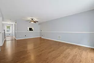 206 Laurelwood Dr, Hopedale, MA 01747 - Photo 15