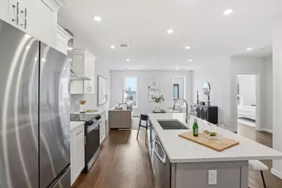 267 Old Colony #602, Boston, MA 02127 - Photo 3