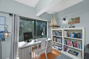 42 8th St, Boston, MA 02129 - Photo 5