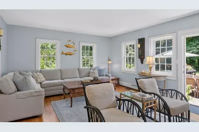 205 Meetinghouse Way, Edgartown, MA 02539 - Photo 9