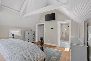 205 Meeting House Way, Edgartown, MA 02539 - Photo 21