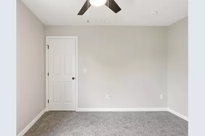 71 Pine St #A, Warren, MA 01083 - Photo 17