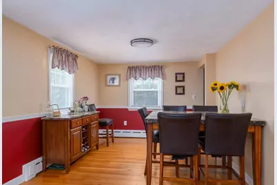 70 Sherwood Hill Dr, Holden, MA 01520 - Photo 5
