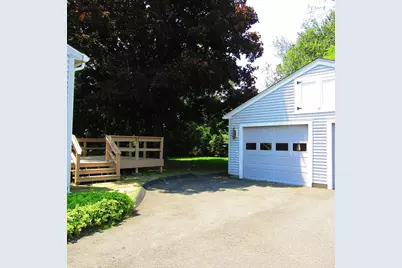 33 Claire Avenue, Northampton, MA 01062 - Photo 7
