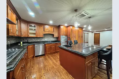 915 Hathaway Road #406, New Bedford, MA 02740 - Photo 17