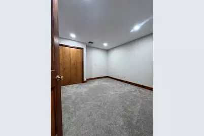 915 Hathaway Road #406, New Bedford, MA 02740 - Photo 3