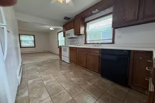 16 Indian Rock Dr, Saugus, MA 01906 - Photo 5