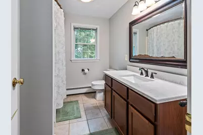 4 Commonwealth Ave, Auburn, MA 01501 - Photo 31