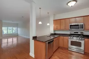 35 Commonwealth Ave, Newton, MA 02459 - Photo 5