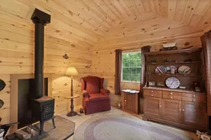 28 Spring St, Hanson, MA 02341 - Photo 37