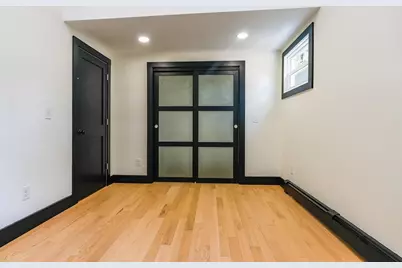 112 Hendrick, Providence, RI 02908 - Photo 11