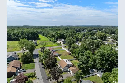 116 Kensington St, Agawam, MA 01030 - Photo 5