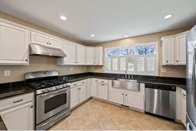 615 Front St, Weymouth, MA 02188 - Photo 7