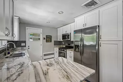 34 Duston Dr, Methuen, MA 01844 - Photo 9