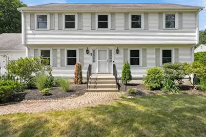 8 Flanagan Drive, Framingham, MA 01701 - Photo 3