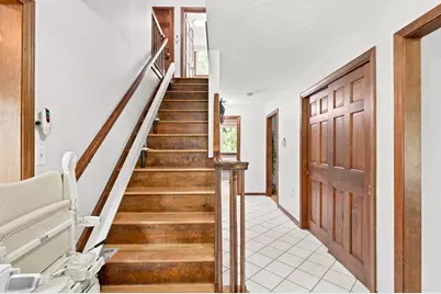 8 Flanagan Drive, Framingham, MA 01701 - Photo 5