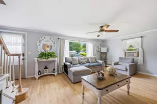 37 Parker St, Fitchburg, MA 01420 - Photo 5