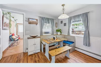 37 Parker St, Fitchburg, MA 01420 - Photo 9