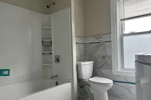 26 Summer St, Leominster, MA 01453 - Photo 5
