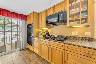9 Berwick Street, Boston, MA 02132 - Photo 9