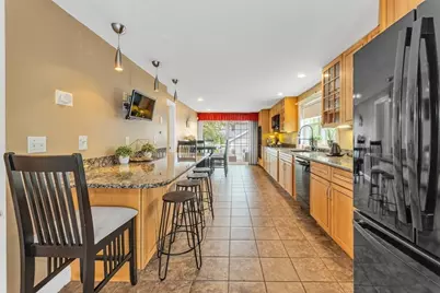 9 Berwick Street, Boston, MA 02132 - Photo 7
