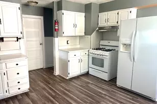 48 Bryant St, Springfield, MA 01108 - Photo 5