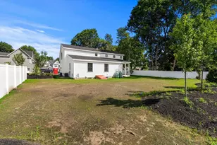 9 Harvey Park, Lynnfield, MA 01940 - Photo 5