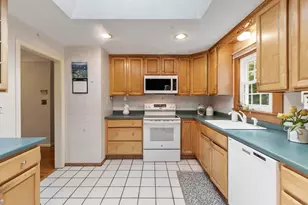 14 Olde Berry Rd, Andover, MA 01810 - Photo 13