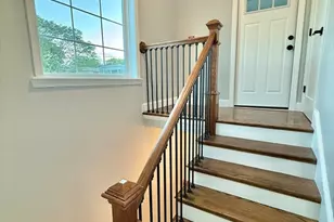 60-62 Wellsmere Rd, Boston, MA 02131 - Photo 7
